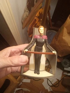 Vintage Hallmark 1998 Capitano Kathryn Janeway Star Trek Voyager Usato (L4) - Foto 1 di 5