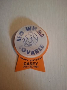 1964 CASEY STENGEL Happy Birthday NEW YORK METS PIN with MR. MET Excellent Shape - Picture 1 of 3