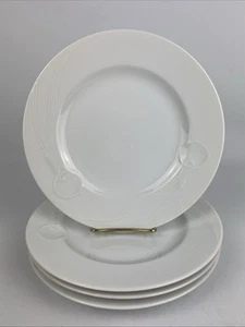 "Platos de ensalada de lirios de cala blanca estilo clásico Mikasa 8"" (juego de 4) ¡Excelente! - Imagen 1 de 7