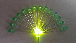 30 x pcs stück LED 3mm Grün Green Diffus Diffused NEU - Bild 1 von 1