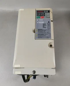 Omron / Yaskawa CIMR-VZ4A0023FAA VZA47P5FAA + Filter - Bild 1 von 3