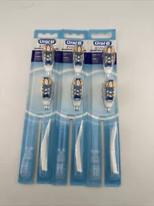Paquete de 2 cabezales de repuesto de cepillo de dientes eléctrico Oral-B 3D blanco - Imagen 1 de 1