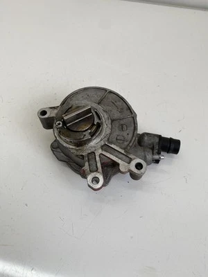 Bomba de vacío BMW M5 M6 F10 F06 7619388 4,4 gasolina 412 kW 2011 N229 Foto 1 de 4