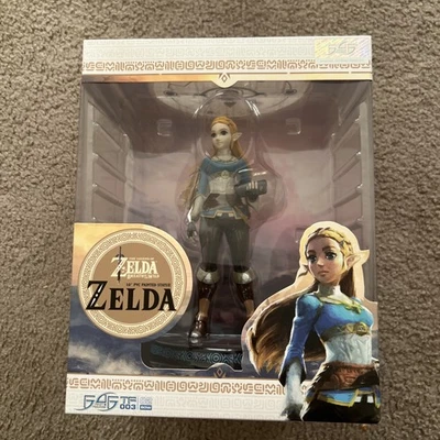 First4Figures Zelda 10" Breath of the Wild PVC Statue Regular Ed See Read - Image 1 of 4