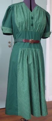 1940s Vintage Sewing Pattern DRESS B36" (148R) Blackmore 7081 - Image 1 of 4