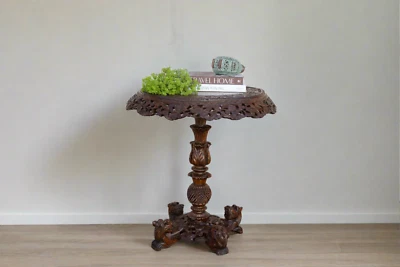 Mesa de centro extraordinaria anglo india de palo de rosa Foto 1 de 4