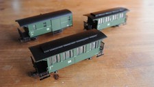 Tillig H0e/OO9 4-Wheel Coaches Dark Green Epoch II