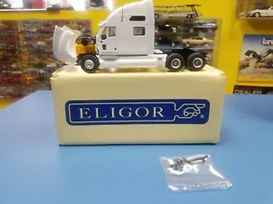 ELIGOR TRACTOR KENWORTH T2000 WHITE "NEW" - Picture 1 of 8