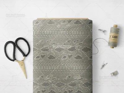 KUNSTLEDER Stoff Bezugsstoff Polstern Reptil 3D Schlangen Look GRAU EUR 19,98/m - Bild 1 von 2