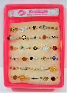 Vintage 30 Fancy Ring Assorted Display Old Gumball Vending  Machine Display #246 - Picture 1 of 1