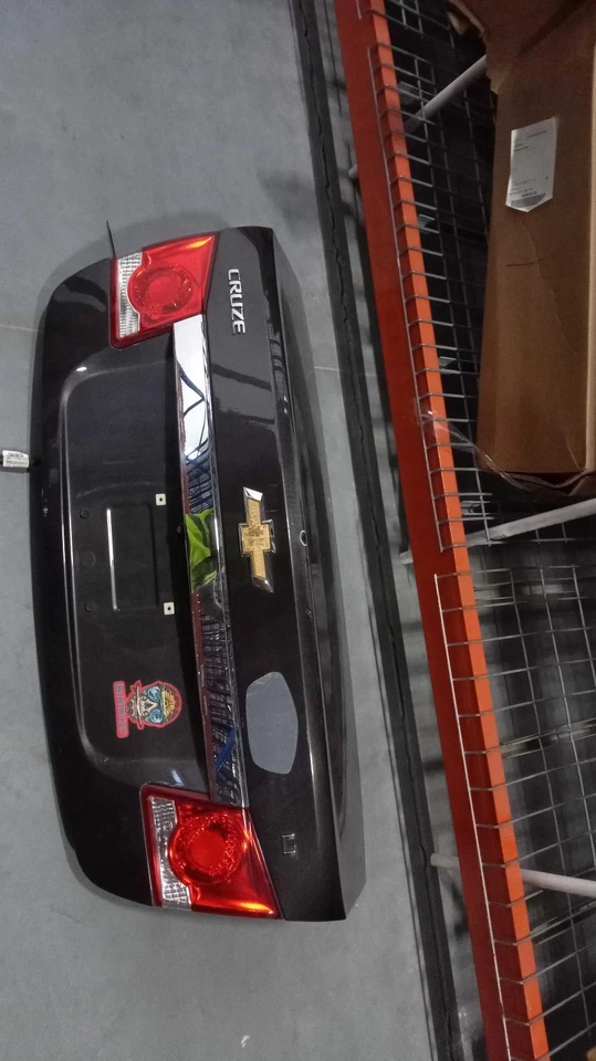 Chevrolet Cruze 2014 tapa de cubierta negra fabricante de equipos originales usado 116 k millas K57252 Foto 1 de 3