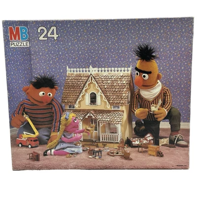 NOS 1985 MB Sesame Street Muppets Puzzle Bert Ernie Prairie Dawn Sealed 24pc - Image 1 of 4