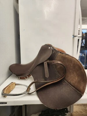 Great Brown Leather English Horse Saddle w/strap Unknown Brand  - Image 1 of 4