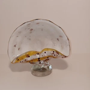 Fused Glass Seashell Paperweight Vinci by Dynasty Gallery 6"×5" - Picture 1 of 5