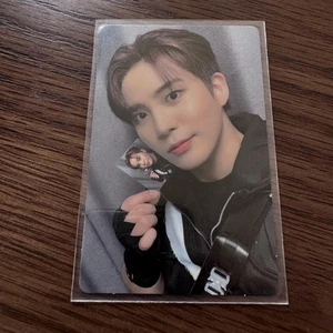 ATEEZ The World Ep.Fin: Will Official Album Photocard Jongho Selfie PC K-Pop - Picture 1 of 2