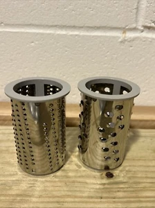 2 - Pampered Chef Deluxe Cheese Grater 1275 Fine & Coarse Blade Barrels - Picture 1 of 3