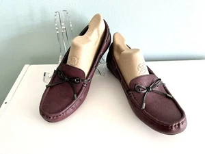 B.O.C. Weinrote burgunderrote Carolann Damen-Loafer mit runder Spitze flache Schuhe 9,5 M KOSTENLOSER VERSAND - Bild 1 von 10