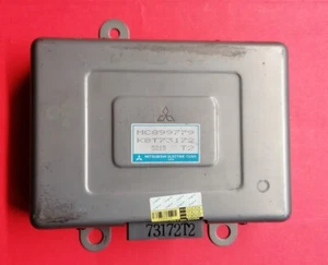 DELICA L400 SPACEGEAR UNIDAD DE CONTROL DE BOMBILLA ECU 2.8 4M40 MC899779 K8T73172 - Imagen 1 de 4