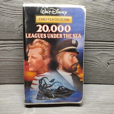 Walt Disney Family Film Collection: 20,000 Leagues Under the Sea (VHS) - Image 1 of 4