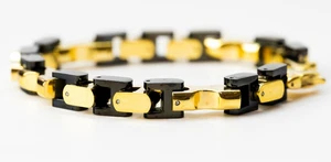Brazalete de acero inoxidable chapado en negro y oro de 8” para hombre - audaz y elegante 1083 - Imagen 1 de 7