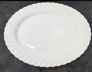 Johnson Brothers Regency Snowhite Swirl 12" Ovale Servierplatte England EUC - Bild 1 von 1