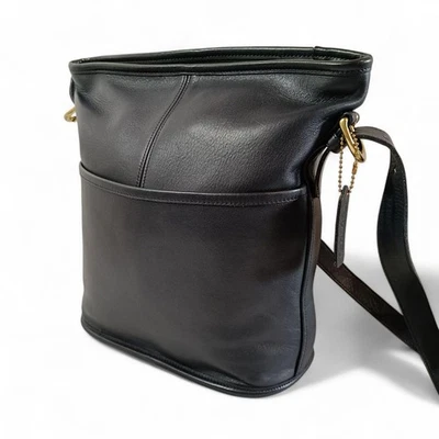 Bolso de Hombro Coach Vintage Cuero Negro Usado Excelente Estado Foto 1 de 4