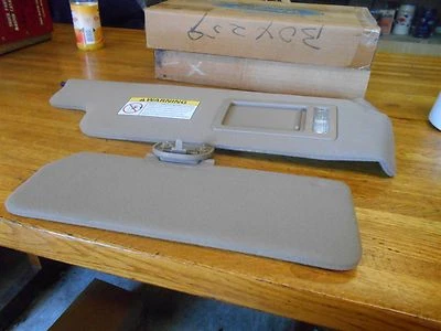 NUEVO FORD EXPEDITION F150 1997-2002 PARASOL DERECHO PARASOL BRONCEADO F75Z-7804144-BAA Foto 1 de 4