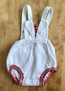VTG CARTER’S Baby Girl Sunsuit, Soft White Textured Knit W/Red Trim, SZ 12 MOS - Picture 1 of 7