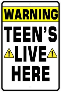 Warnung Teens Live Here Neuheit Schild - Bild 1 von 2