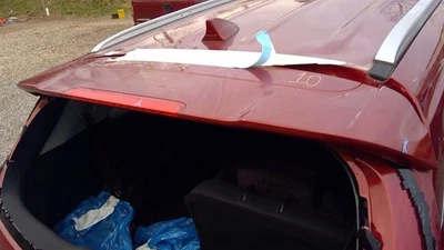 Used Rear Spoiler fits: 2018 Kia Sorento high mounted stop lamp Rear Grade A Foto 1 de 4