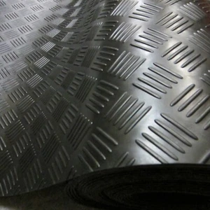 3mm RUBBER FLOORING MATTING SAFETY GARAGE ANTI SLIP COMMERCIAL 1.2m WIDE - Picture 1 of 5