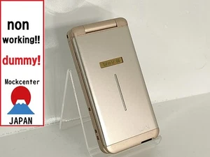 【dummy!】 TOSHIBA W62T (color gold) au-japan non-working cellphone - Photo 1 sur 3