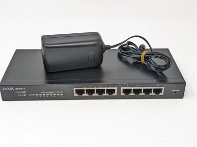 Zyxel GS1915-8 8 Port w/ cord - Image 1 of 3