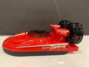 TYCO - Vintage - R/C 9.6V Mini Typhoon Hovercraft - Red - Picture 1 of 14
