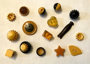16 Vintage Bakelite Buttons - Cookies, 2-piece, Star, Sun, Clothespin Tested - Picture 1 of 1