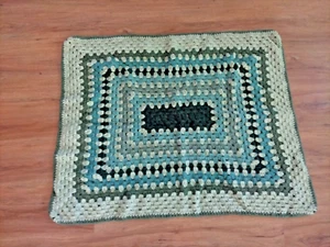 Vintage Häkeldecke afghanische Babydecke handgefertigt 25"x 33" #US - Bild 1 von 7