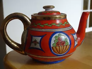 LA CHARENTAISE UNE ANCIENNE THEIERE STYLE ART DECO FAIENCE DECOR PEINT A LA MAIN - Bild 1 von 11