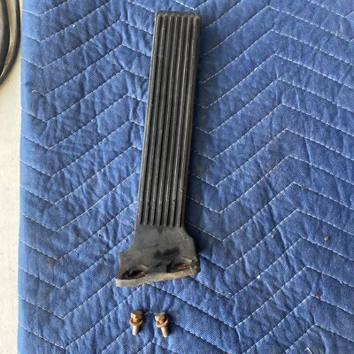 Porsche 914 1975-1976, 911, 912 Floor Mount Gas Pedal accelerator pedal - Image 1 of 4