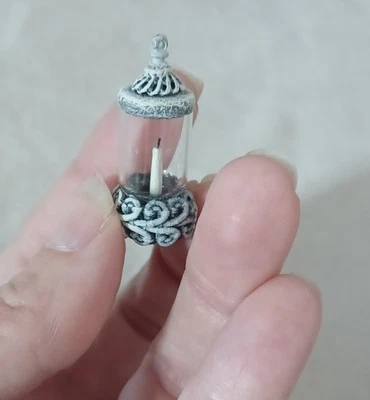 1:12 OOAK REAL GLASS Dollhouse LANTERN WITH CANDLE - Imagem 1 de 3