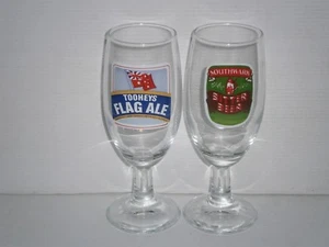 APKB273 2 Diff. Stemmed Beer Glasses - Picture 1 of 2