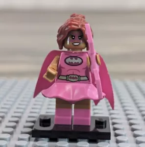 The LEGO Batman Movie Pink Power Batgirl Minifigure Series 1 CMF DC Super Heroes - Picture 1 of 11