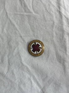 Vintage American Red Cross Volunteer Pin Tiffany &Co A157B (O2) - Picture 1 of 3