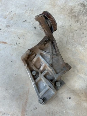 90-96 Nissan 300zx Z32 AC Compressor Bracket Oem NA Vg30de Tensioner - Image 1 of 3