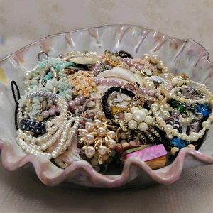 Mystery Jewelry Bowl, Beach Theme. Vintage To Now. 6lbs - Picture 1 of 5