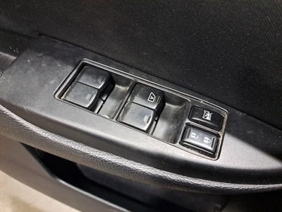 Interruptor de ventana de puerta delantera del lado del conductor LH 2011 Legacy Sku#4291430 Foto 1 de 4