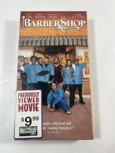 Barbershop 2002 VHS Ice Cube Cedric Anderson MGM Video PG-13 Comedy Movie - Foto 1 di 6