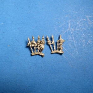 GW Warhammer 40k 3rd/4th Ed Era Chaos Abaddon Shoulder Spike Bits Metal d04b - Picture 1 of 1