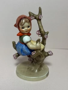 Goebel Hummel Figurine “Appletree Girl” #141, Stylized Bee, 3 3/4”, Free Ship - Picture 1 of 7