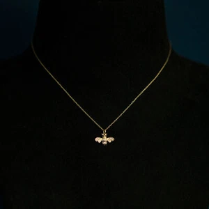 14K Gold 0.16 Ct. White-Black Lab-Created Diamond Bee Charm Necklace-Women’s Day - Picture 1 of 7