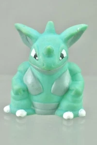 Pokemon Nidoqueen 1996 Finger Puppet Figure Bandai Nintendo - Picture 1 of 3
